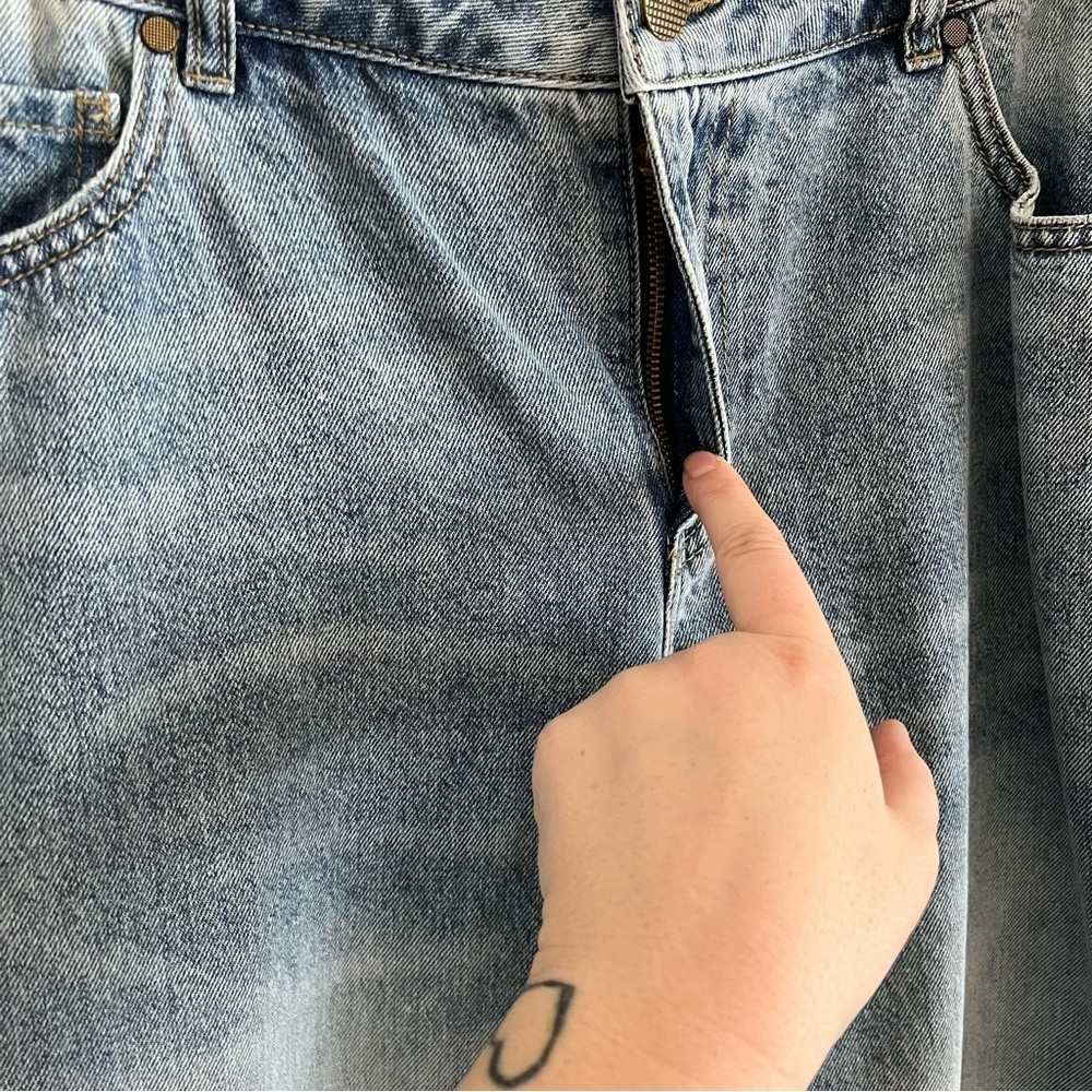 Cabi #6071 100% BF Jeans Size 12 - Picture 6 of 12